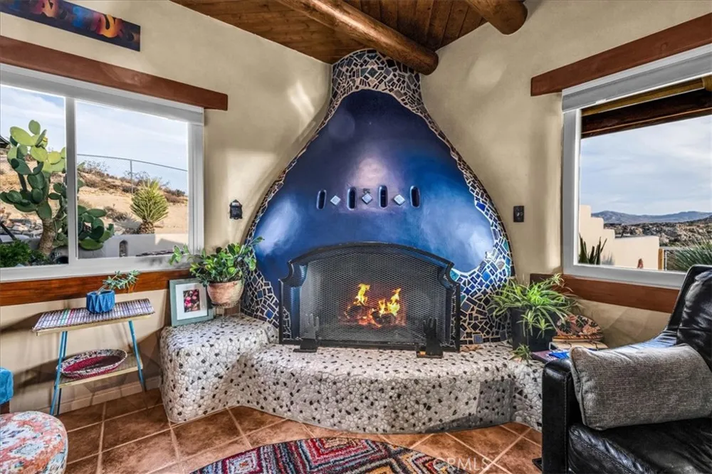 5484 Paisano Yucca Valley, CA 92284