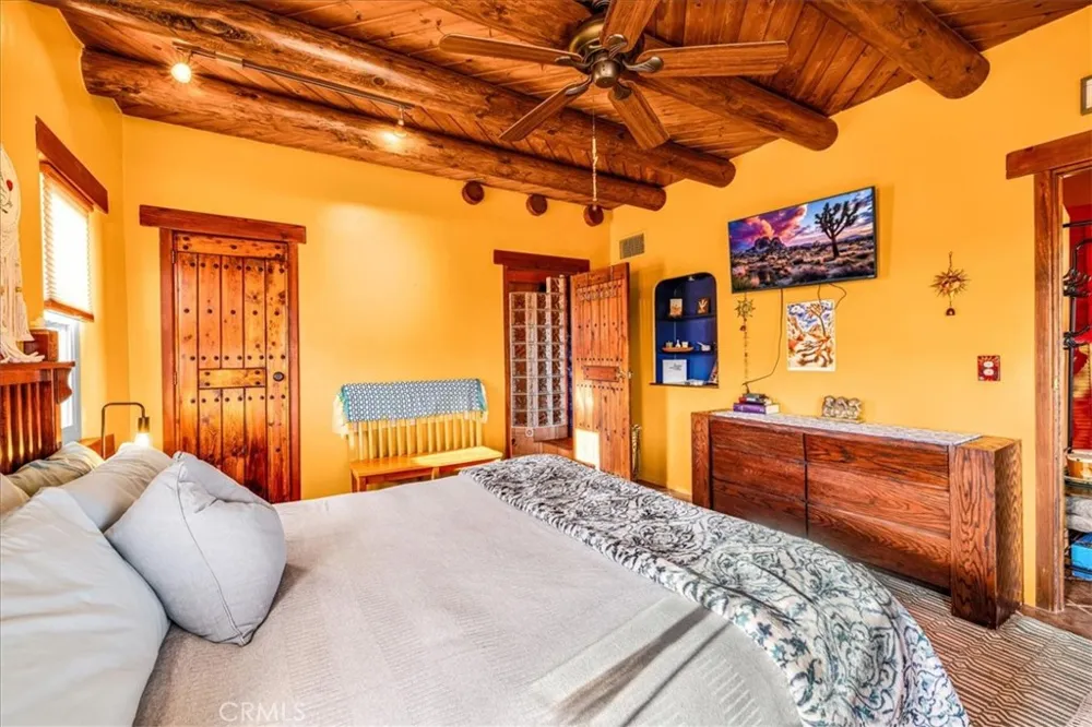 5484 Paisano Yucca Valley, CA 92284