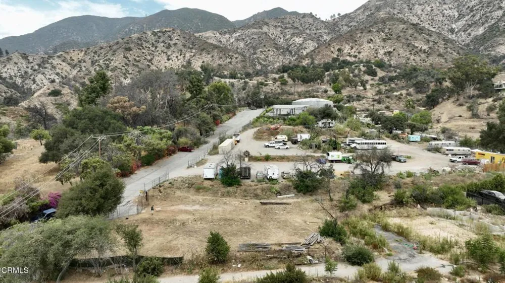 3698 Fair Oaks Avenue Altadena, CA 91001