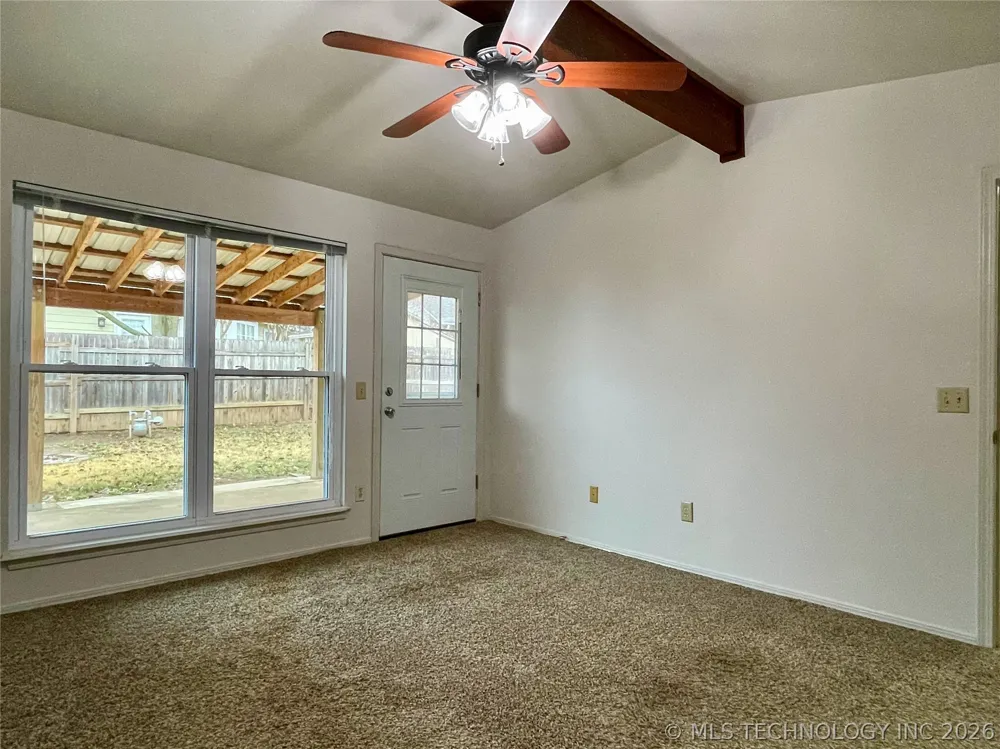 11117 S Nandina Avenue Jenks, OK 74037