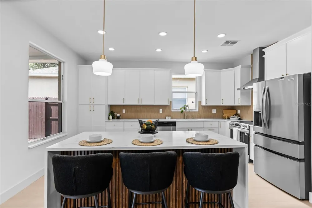 22836 MARSH WREN DRIVE Land O Lakes, FL 34639