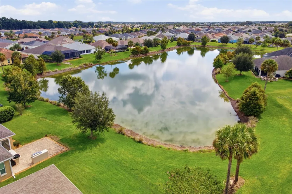 5835 HENSLEY AVENUE The Villages, FL 32163