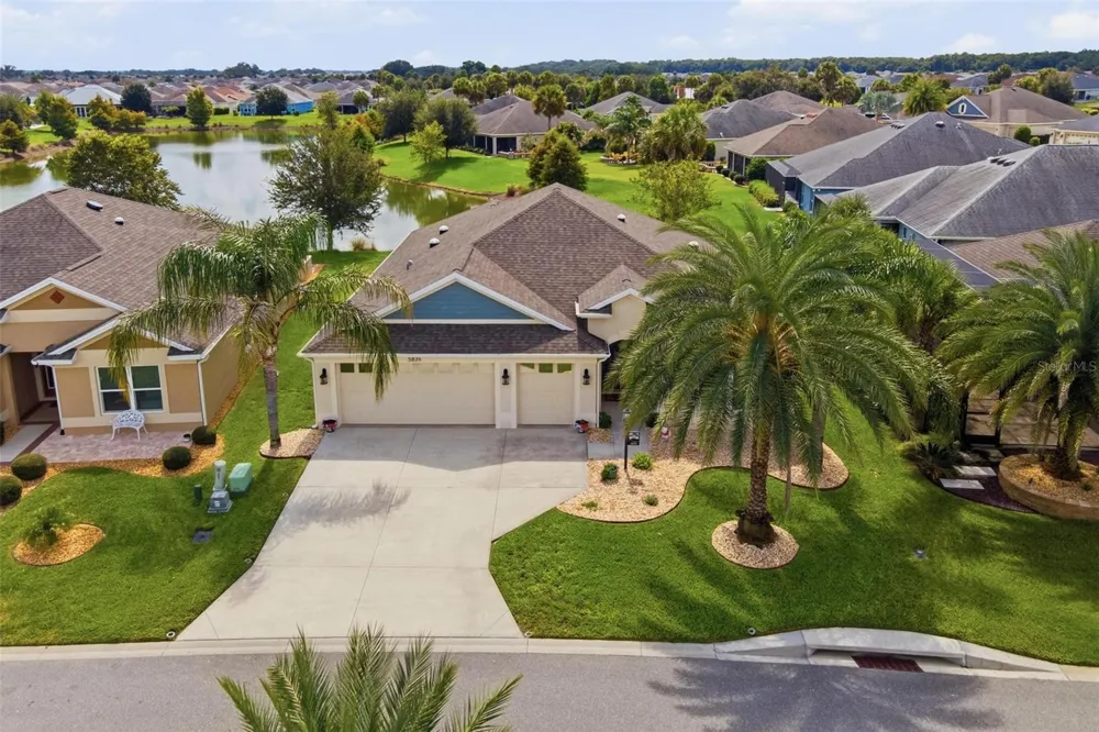 5835 HENSLEY AVENUE The Villages, FL 32163