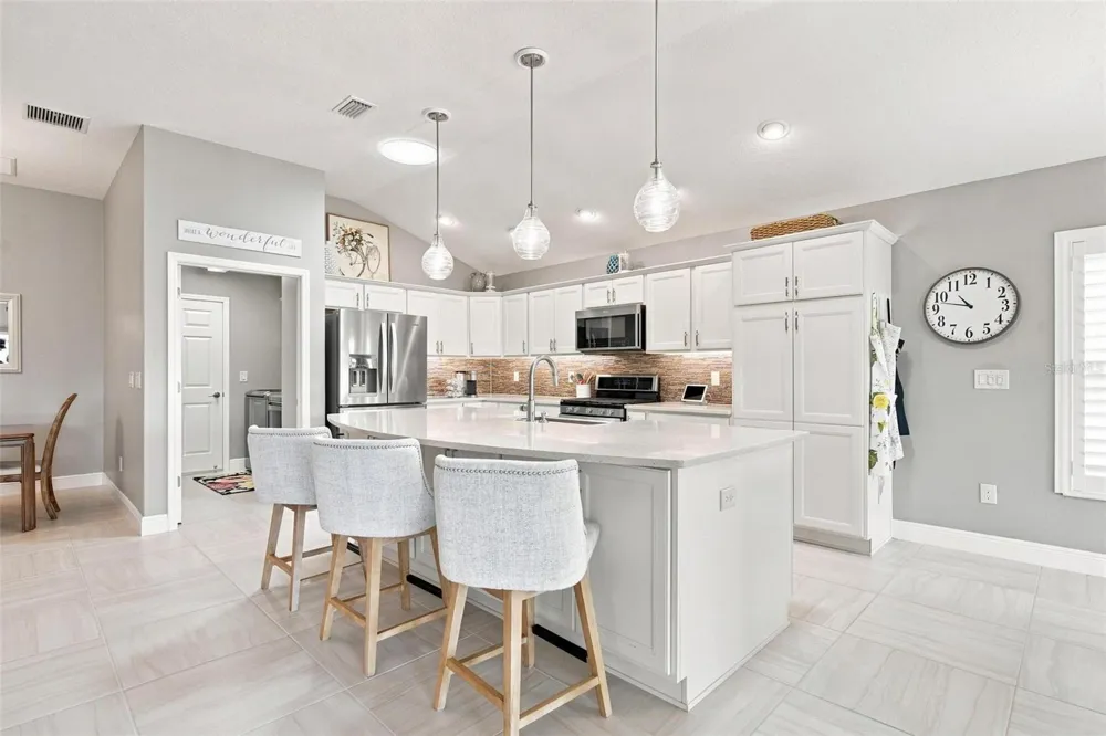 5835 HENSLEY AVENUE The Villages, FL 32163