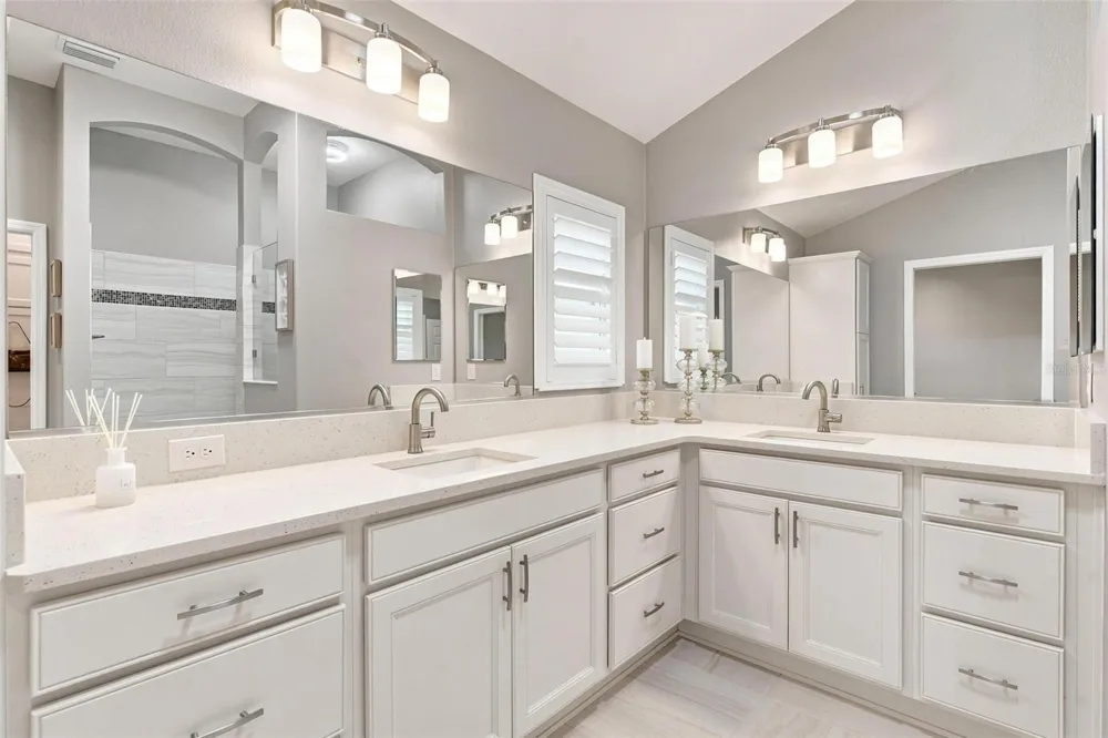 5835 HENSLEY AVENUE The Villages, FL 32163