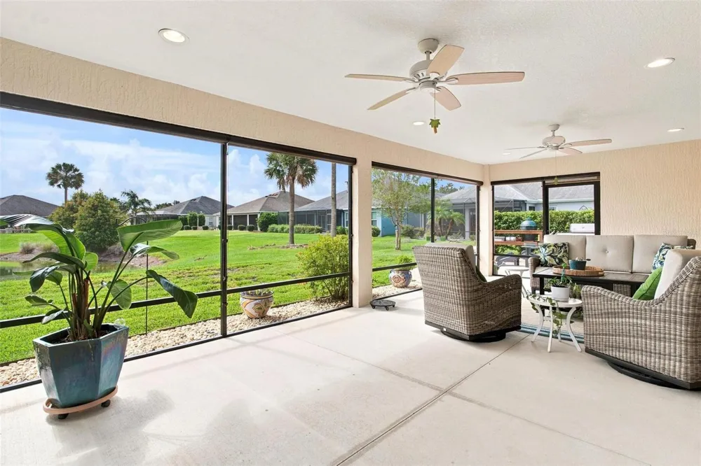 5835 HENSLEY AVENUE The Villages, FL 32163