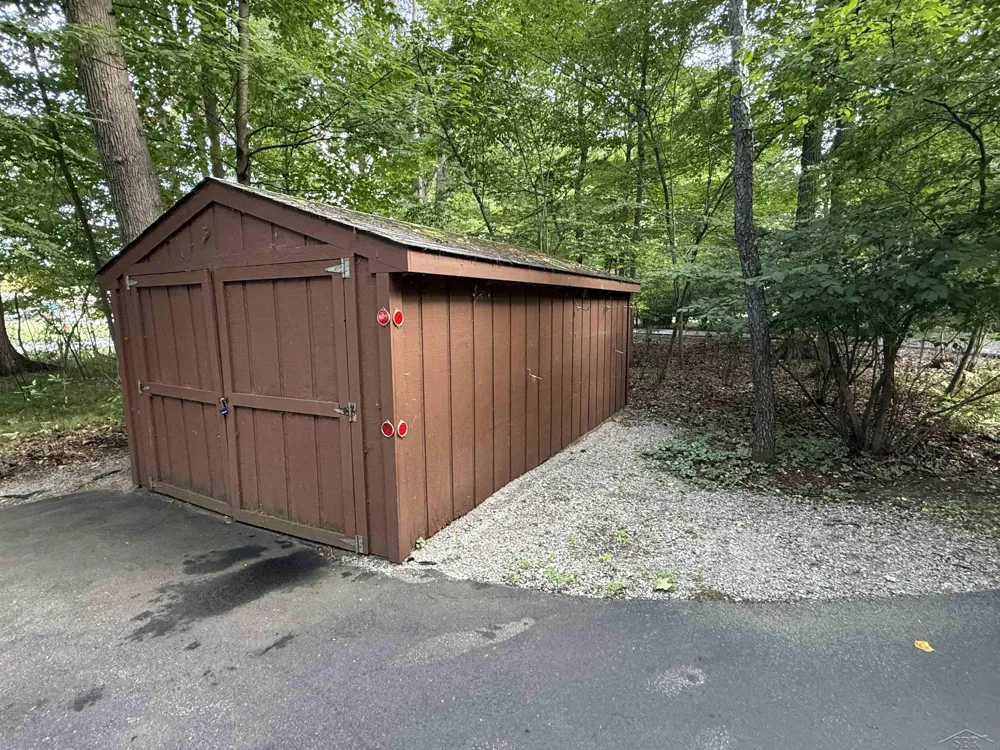 1825 Miller Road Thomas Township, MI 48609