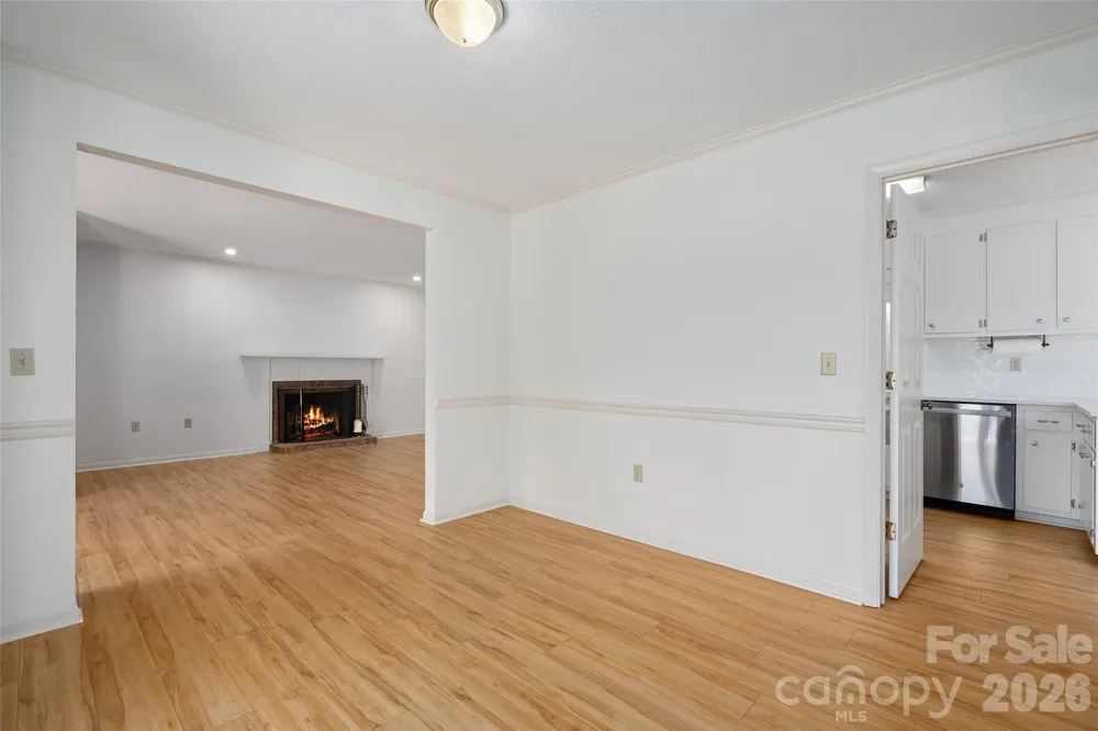 26 Lodge Lane Waynesville, NC 28786