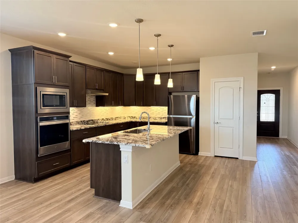 508 Red Knot Avenue Leander, TX 78642