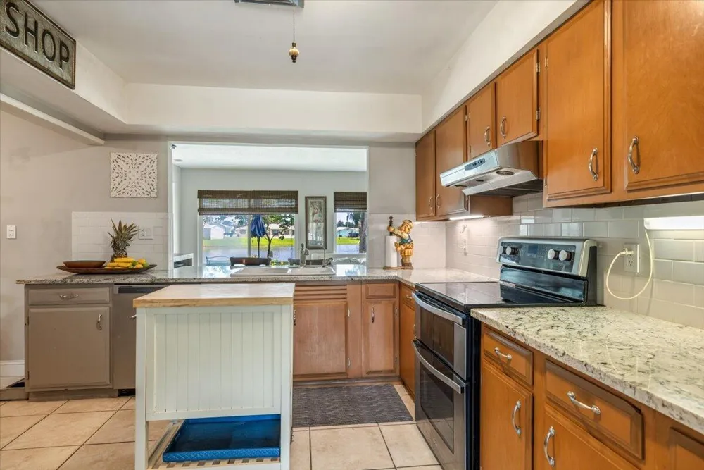 5904 Killarney Avenue Fort Pierce, FL 34951