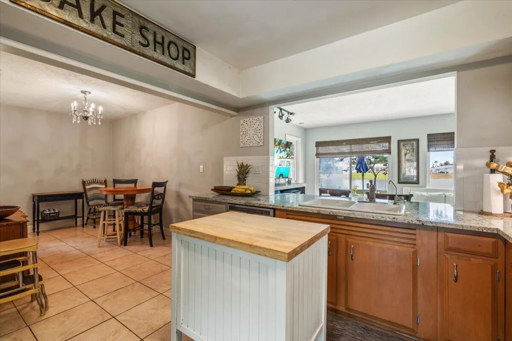 5904 Killarney Avenue Fort Pierce, FL 34951