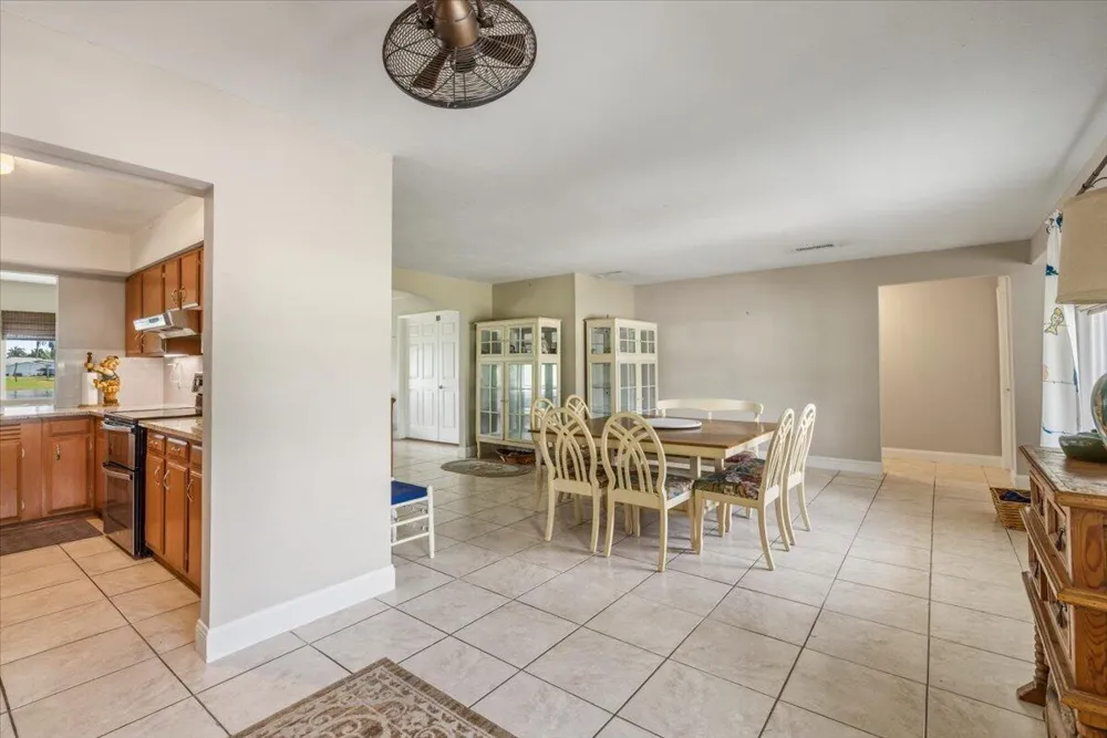 5904 Killarney Avenue Fort Pierce, FL 34951