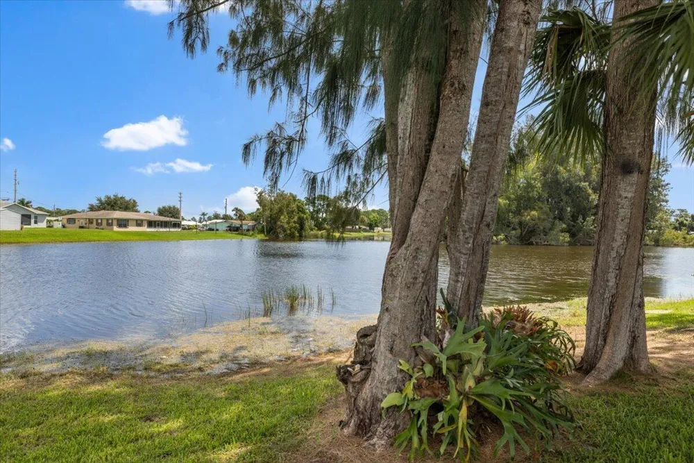 5904 Killarney Avenue Fort Pierce, FL 34951