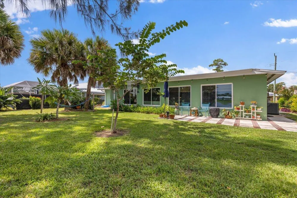 5904 Killarney Avenue Fort Pierce, FL 34951