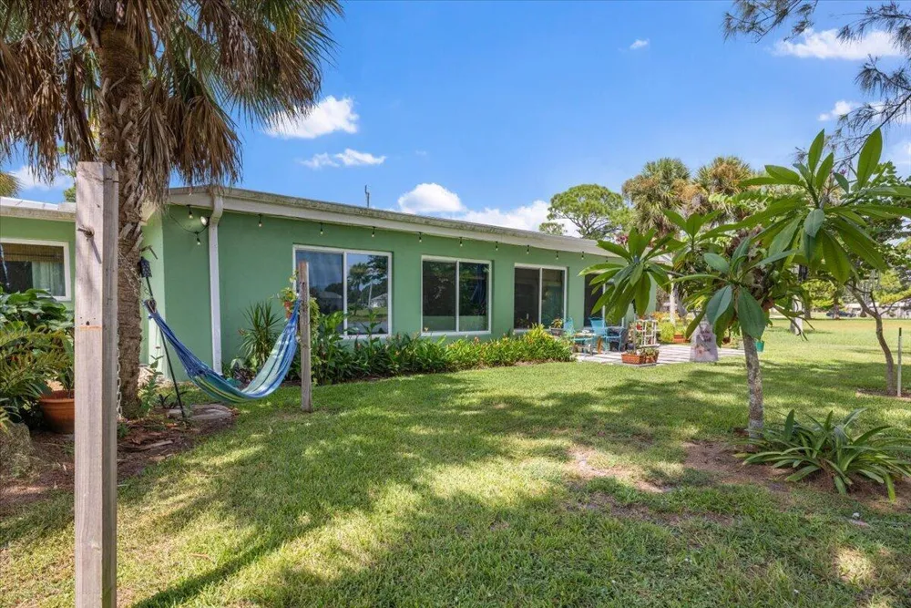 5904 Killarney Avenue Fort Pierce, FL 34951