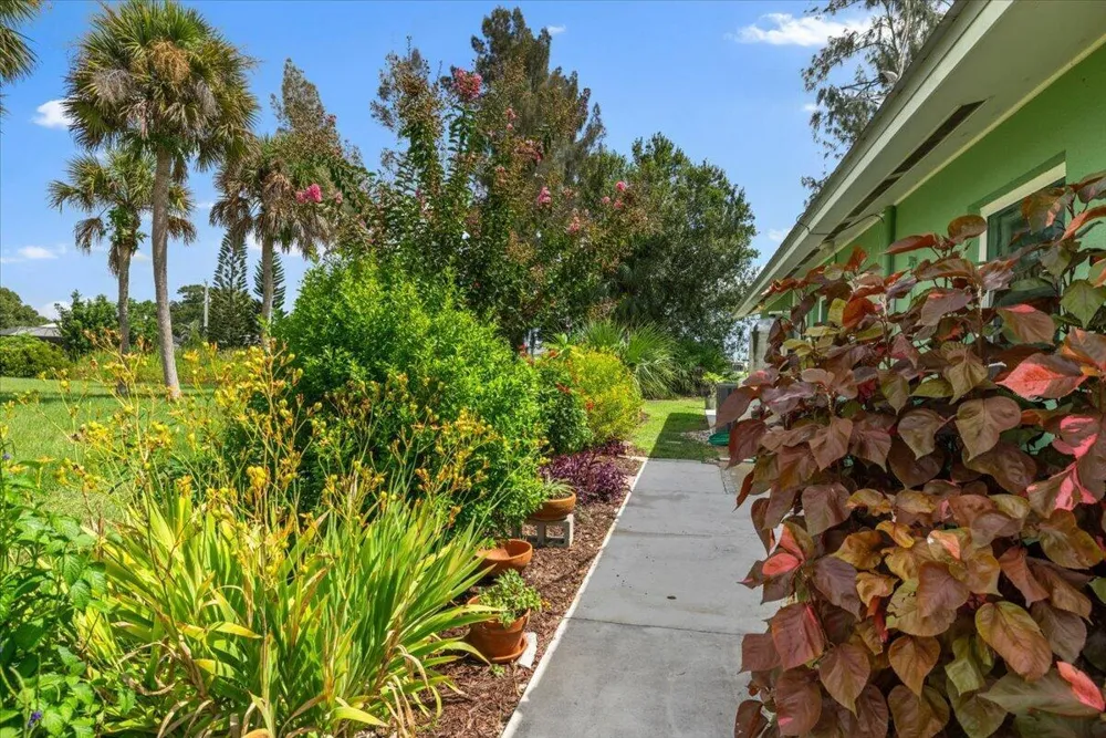 5904 Killarney Avenue Fort Pierce, FL 34951
