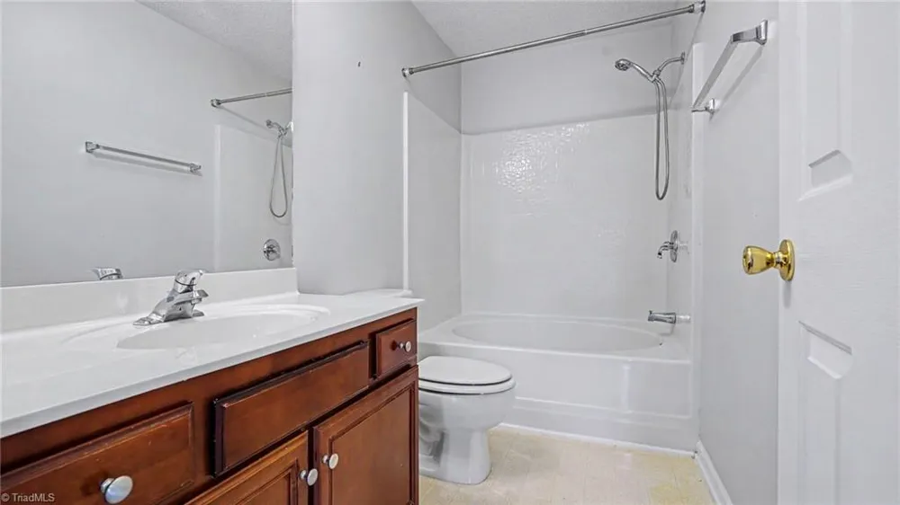 620 Piermont Court Winston-Salem, NC 27103