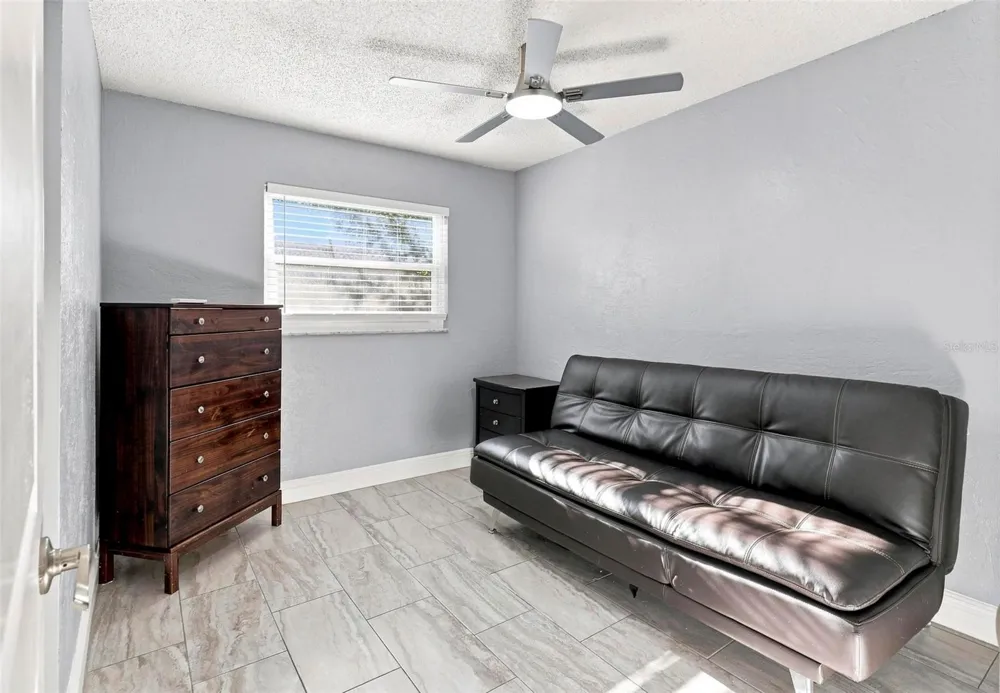 8028 25TH AVENUE St Petersburg, FL 33710