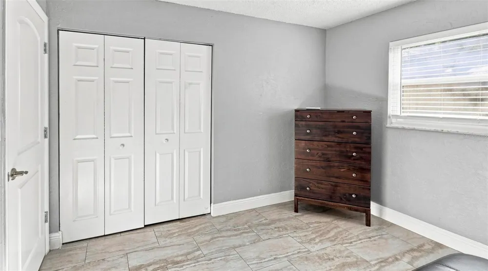 8028 25TH AVENUE St Petersburg, FL 33710