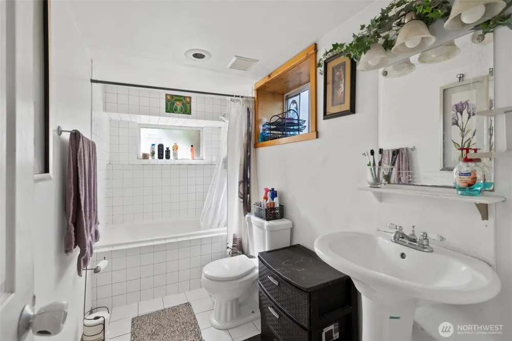 419 S 150th Street Burien, WA 98148