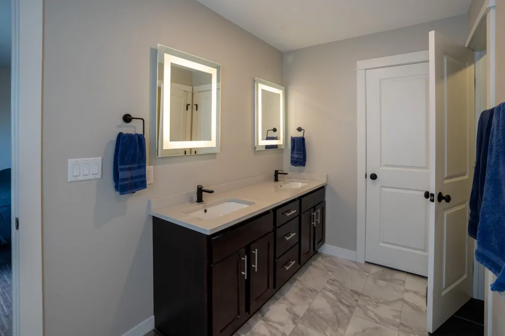 5831 41st Street S Fargo, ND 58104