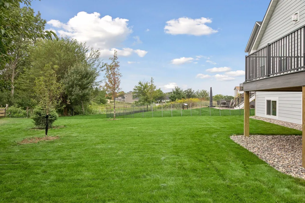 7158 Agate Trail Inver Grove Heights, MN 55077