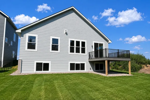 7158 Agate Trail Inver Grove Heights, MN 55077