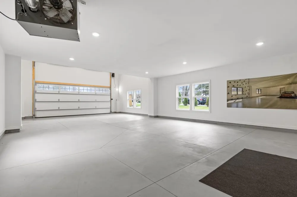 4717 Meadow Road Edina, MN 55424