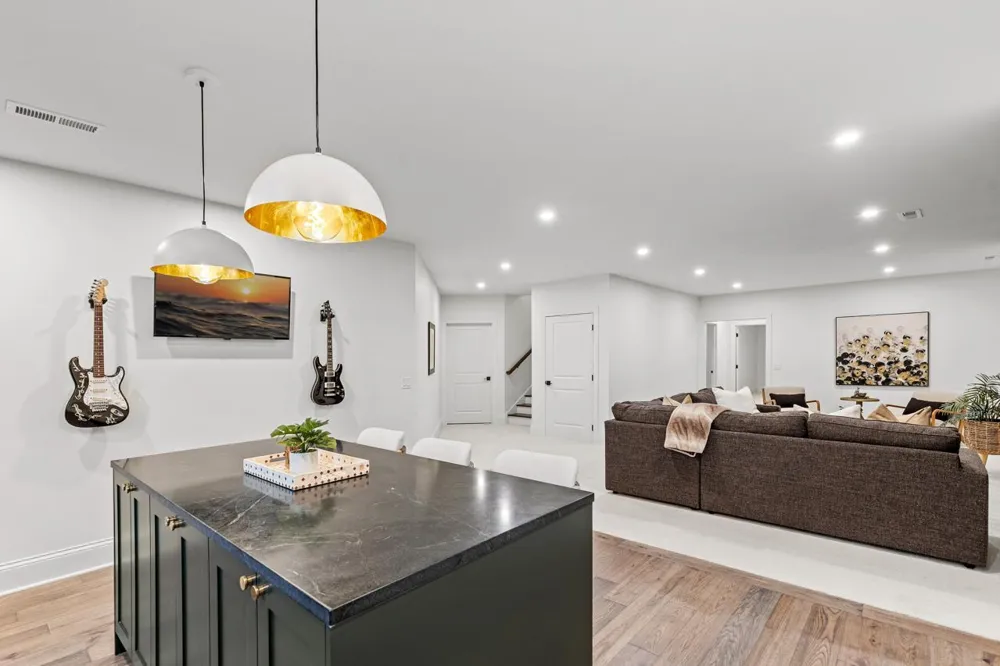 4717 Meadow Road Edina, MN 55424