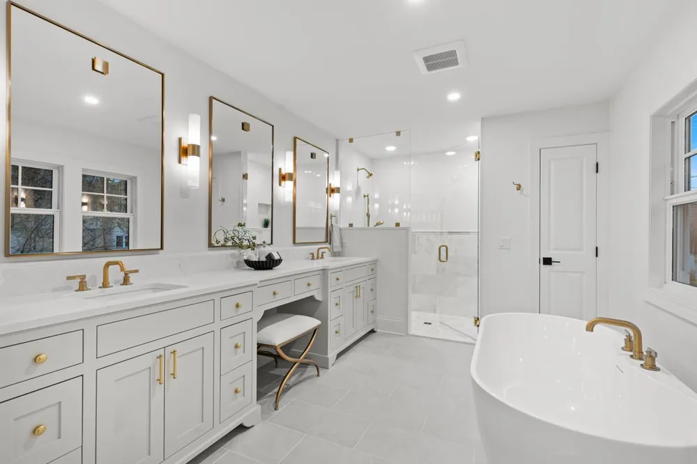 4717 Meadow Road Edina, MN 55424
