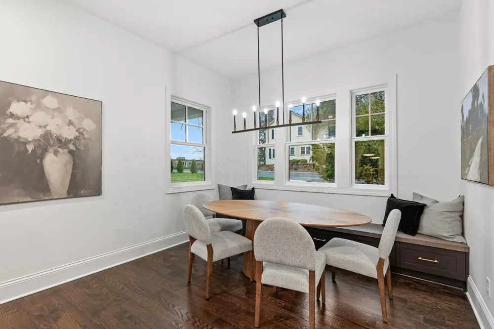 4717 Meadow Road Edina, MN 55424