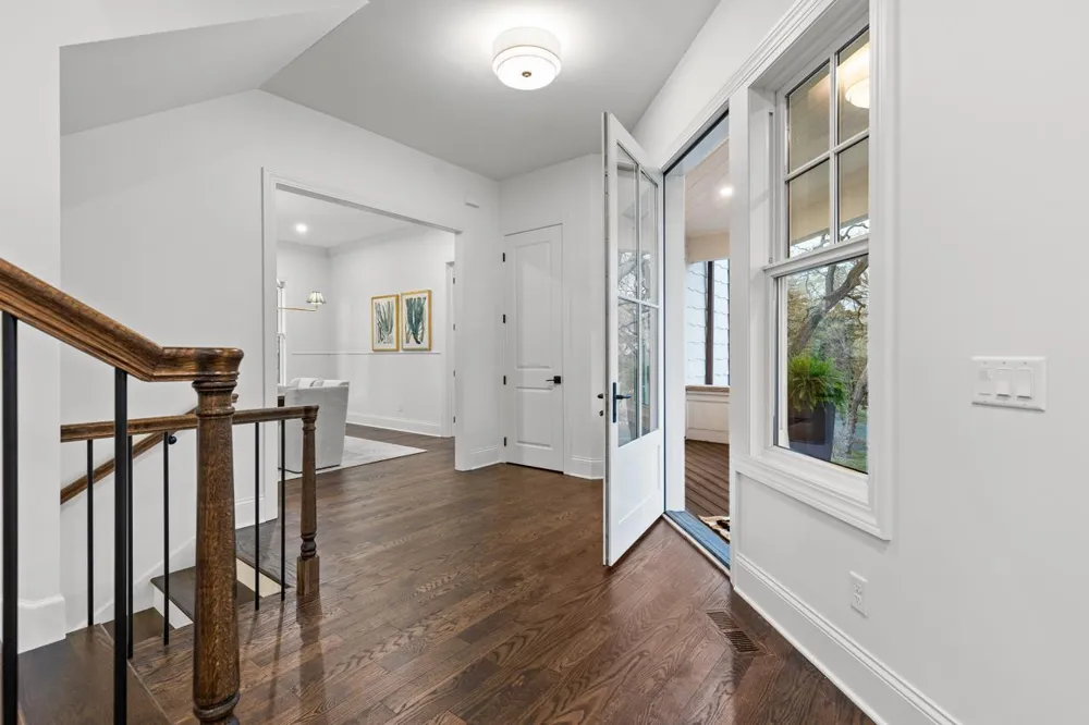 4717 Meadow Road Edina, MN 55424