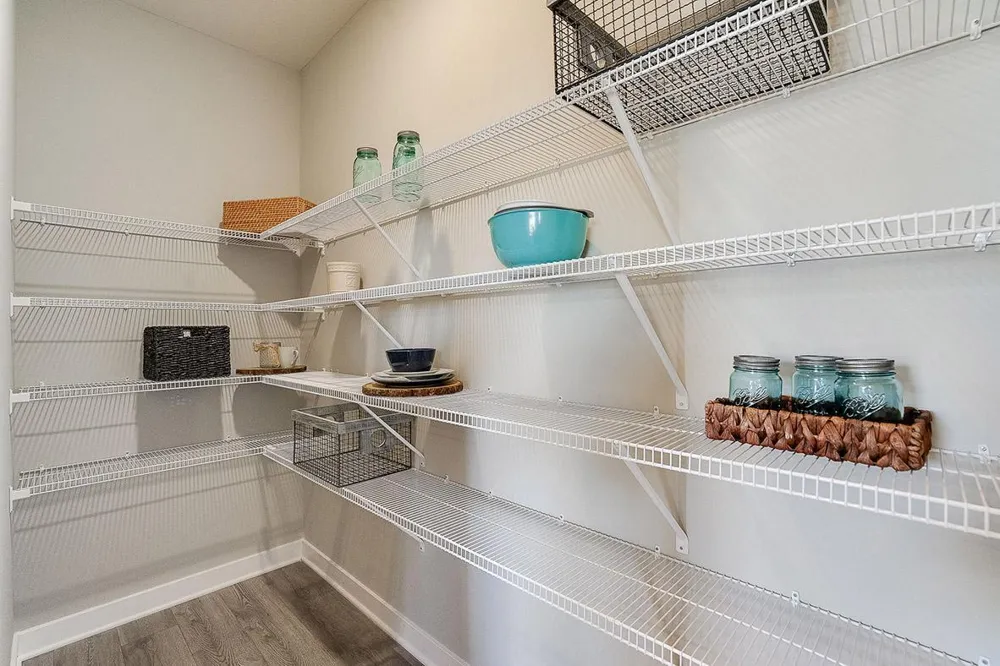 1698 Oak Creek Pass Chaska, MN 55318