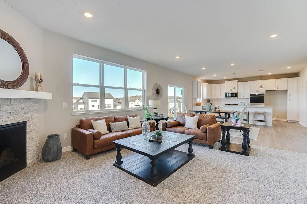 1698 Oak Creek Pass Chaska, MN 55318