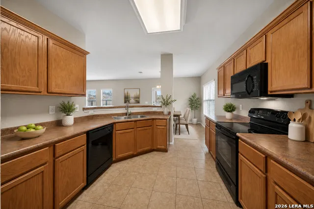 5706 Sendero Spg San Antonio, TX 78251