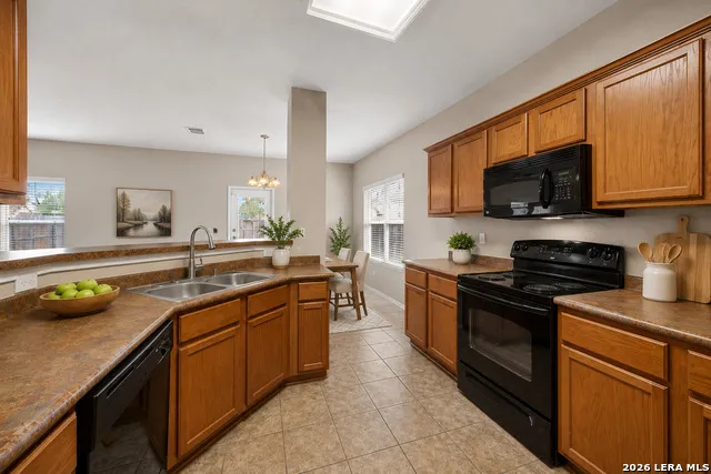 5706 Sendero Spg San Antonio, TX 78251
