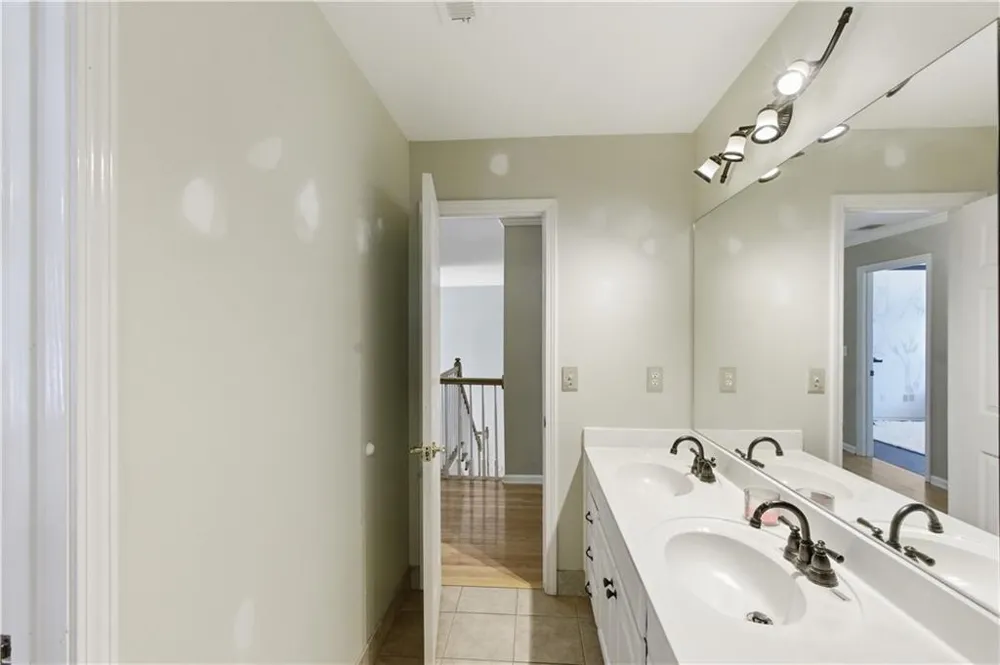 2255 Pinehaven Court SW Grayson, GA 30017