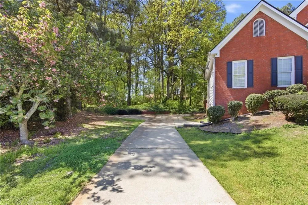 2255 Pinehaven Court SW Grayson, GA 30017