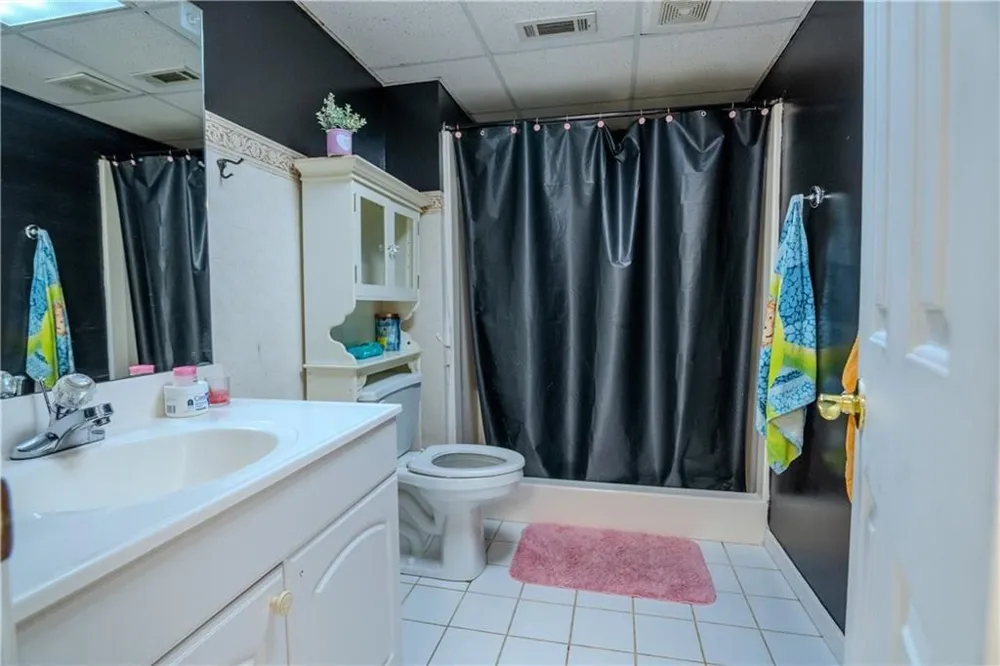2255 Pinehaven Court SW Grayson, GA 30017
