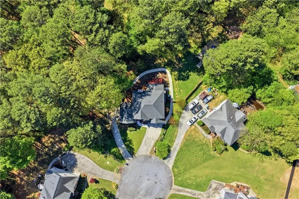 2255 Pinehaven Court SW Grayson, GA 30017