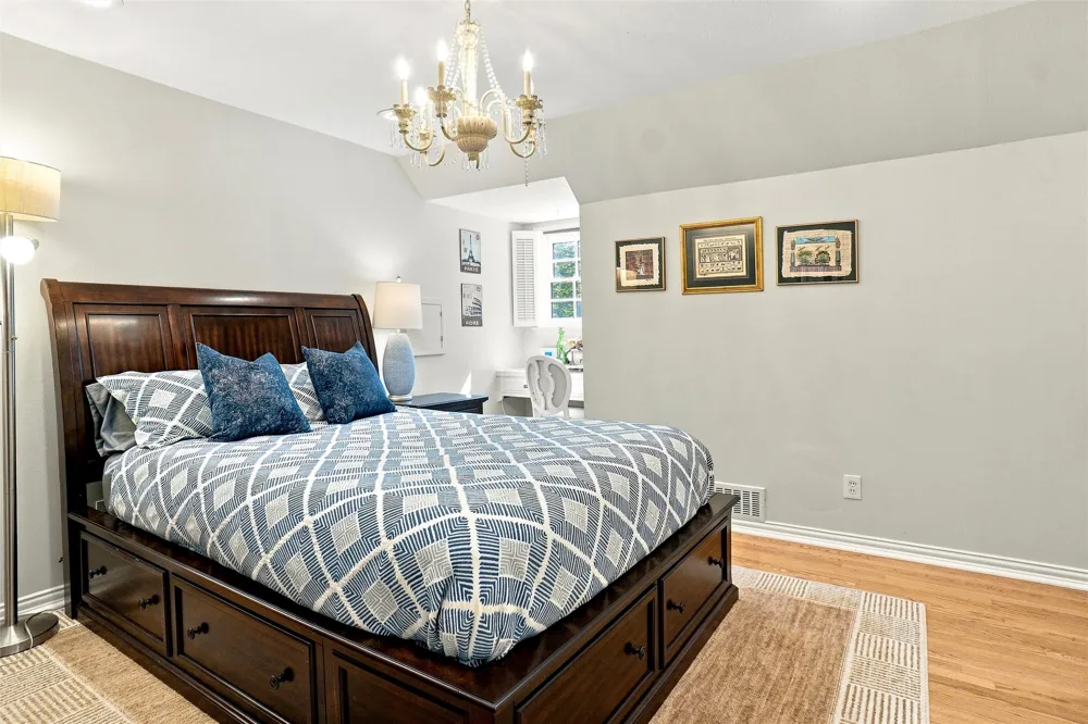 933 Blue Lake Circle Richardson, TX 75080