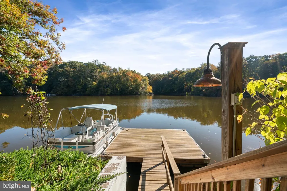8255 SUNDERMAN PLACE Manassas, VA 20112