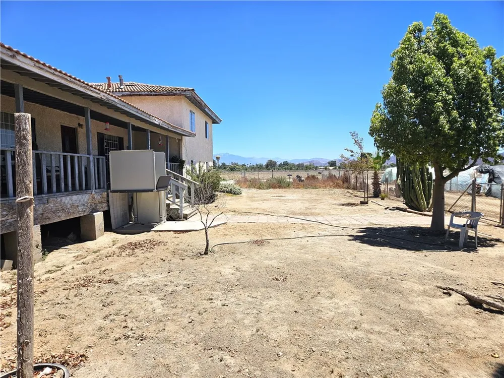 32240 Simpson Road Winchester, CA 92596