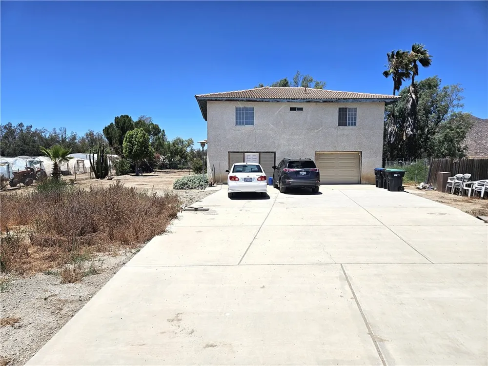 32240 Simpson Road Winchester, CA 92596