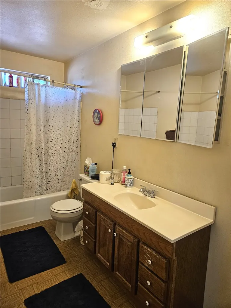 32240 Simpson Road Winchester, CA 92596
