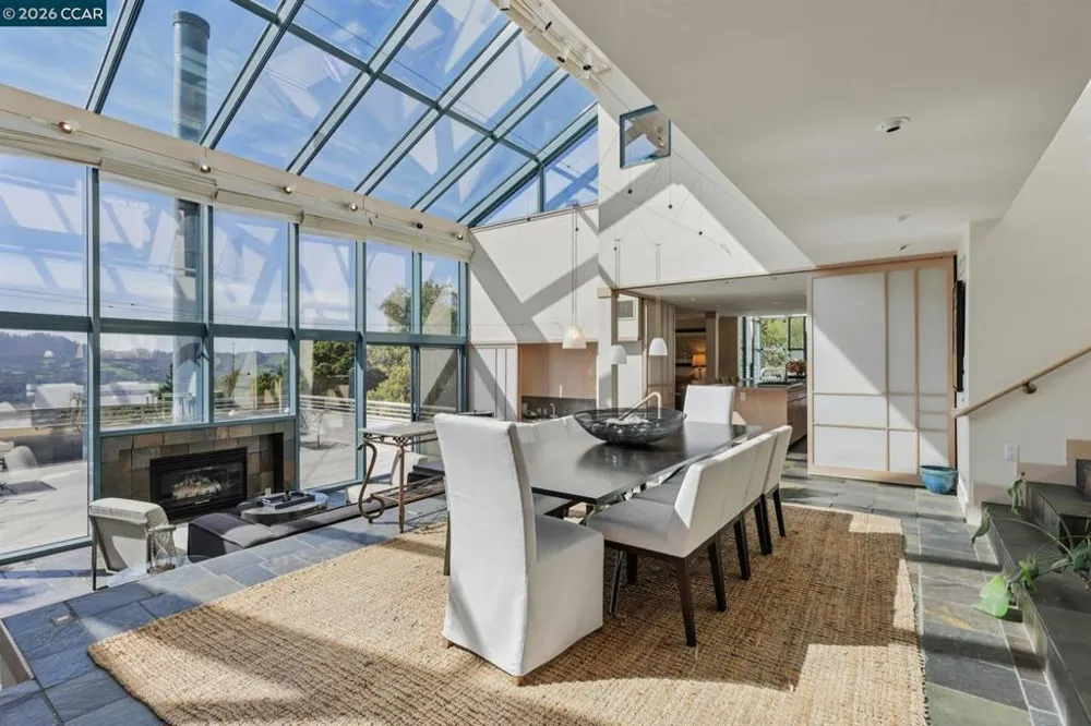 319 Tappan Terrace Orinda, CA 94563