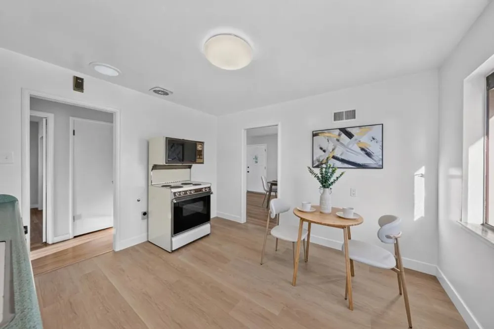 163 Sunset Avenue Sunnyvale, CA 94086