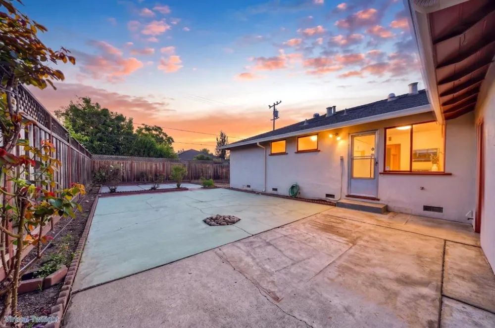 163 Sunset Avenue Sunnyvale, CA 94086