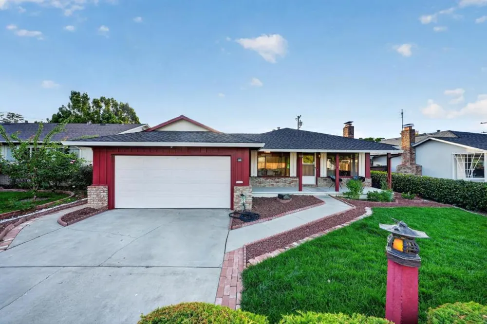 163 Sunset Avenue Sunnyvale, CA 94086