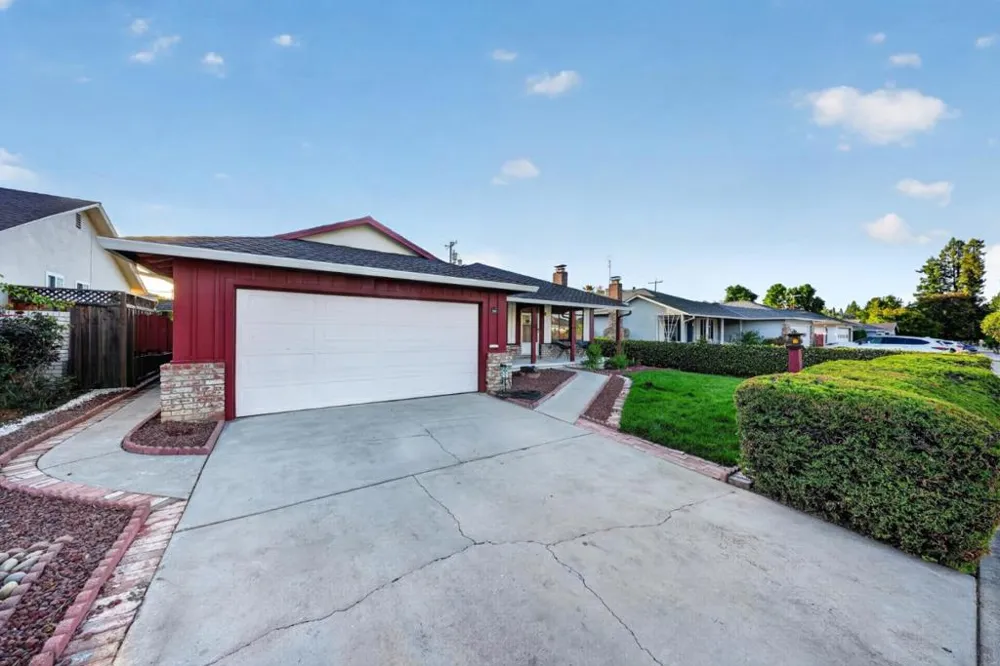 163 Sunset Avenue Sunnyvale, CA 94086